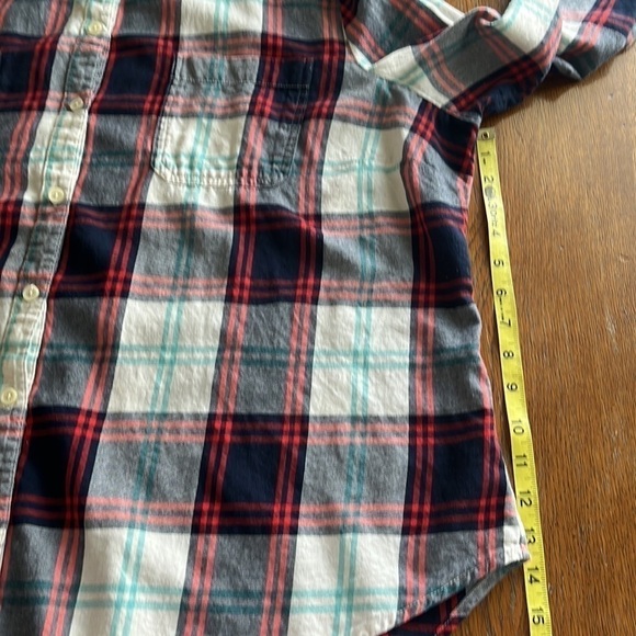 Old Navy size XXL flannel button down white red blue plaid long sleeves - Picture 11 of 15